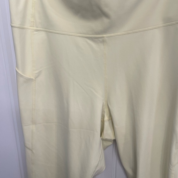 FABLETICS LEMON YELLOW LEGGINGS SIDE POCKETS! New! XXL - Picture 8 of 9